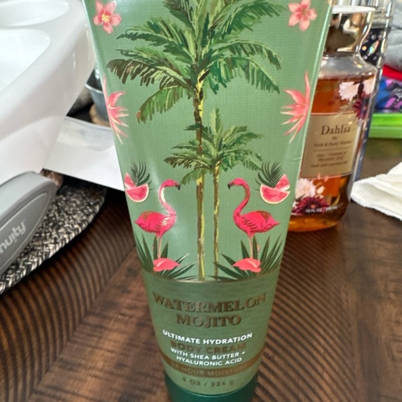 NEW Watermelon Mojito 8 oz Ultimate Hydration Body Cream Bath & Body Works - Picture 2 of 5